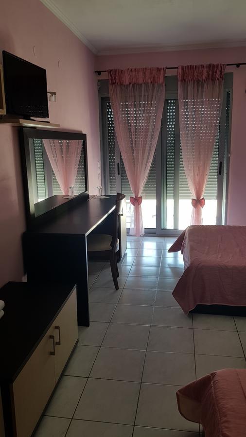Sozos Inn Hotel فونيتسا المظهر الخارجي الصورة